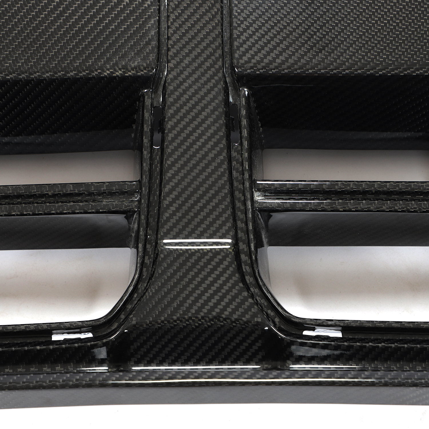 Grill atrapa carbon (BRAK ACC) BMW M3 G80 G81 / M4 G82 G83 - obrazek 11